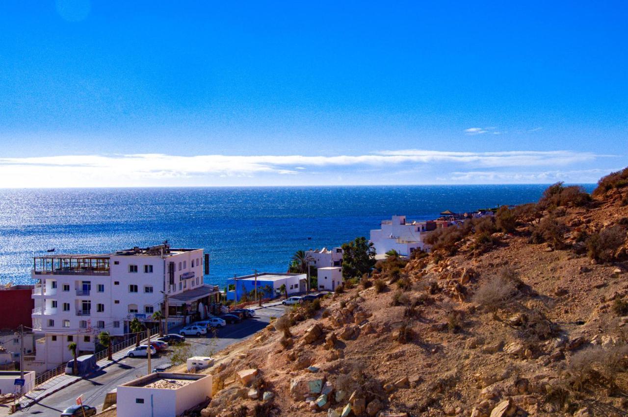 Mouja Surf Camp Hostel Taghazout Ngoại thất bức ảnh