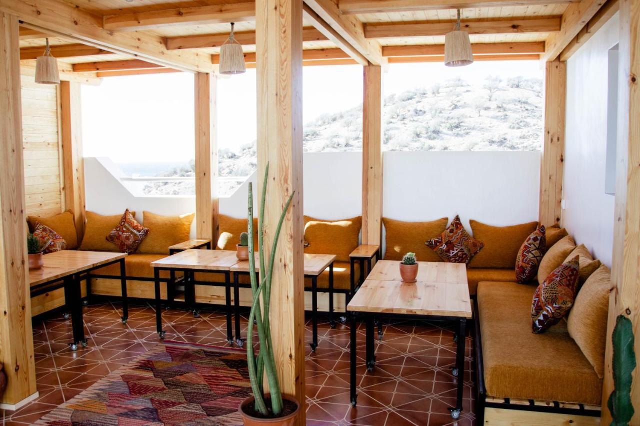 Mouja Surf Camp Hostel Taghazout Ngoại thất bức ảnh